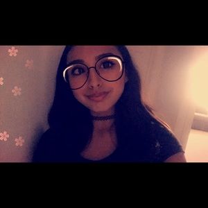 Meet your Posher, Vanessa